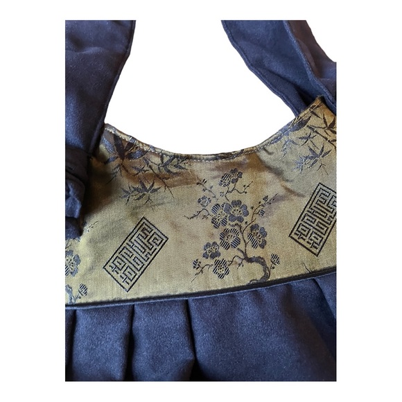 Red Blossom Chartreuse Green Silk Jacquard and Black Old Shanghai Shoulder Bag - Picture 5 of 13